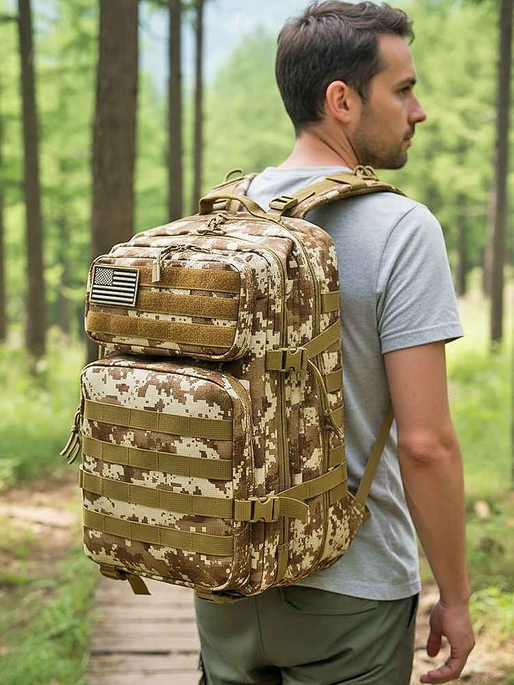 Mochila tática masculina camuflada em nylon, mochila militar de grande capacidade, bolsa multicolorida para atividades ao ar livre, como caminhadas, camping e viagens, com patch da bandeira americana. de 2026 por $54.99 –P1