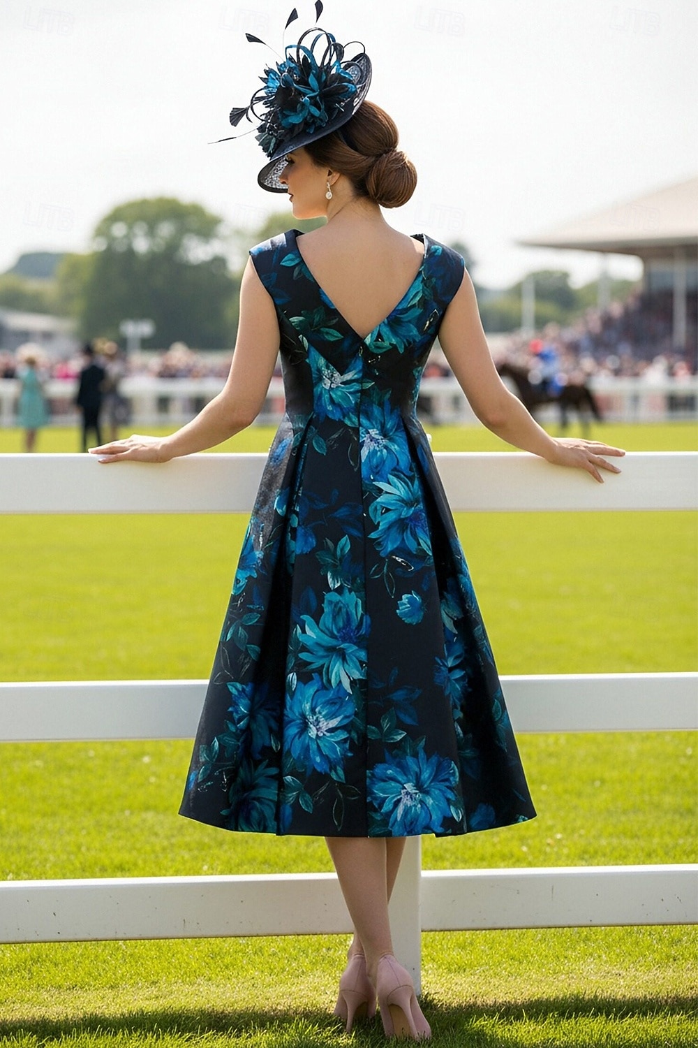 Linea ad A Lunghezza Tè Vestito da Festa Abito da Cocktail Abito da invitata a nozze Abiti da Ballo Elegante Senza Maniche Bavero Formale Ospite di nozze Raso con Stampa floreale del 2026 a $183.99 –P2