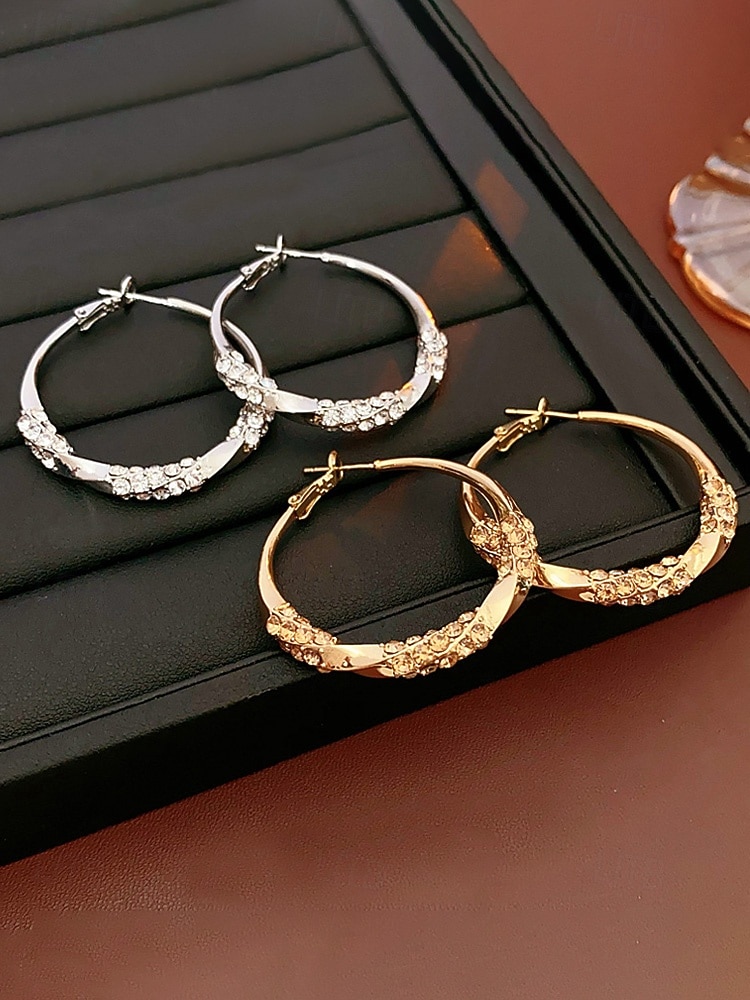 Damörhängen med strassutsmyckning, flera färger, legeringsmaterial, perfekta för bröllop och fester 2026 - $9.99 –P8