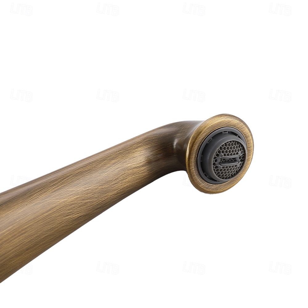 Robinet de lavabo - Séparé Électroplaqué Diffusion large Deux poignées trois trousBath Taps de 2026 ? $372.59 –P2