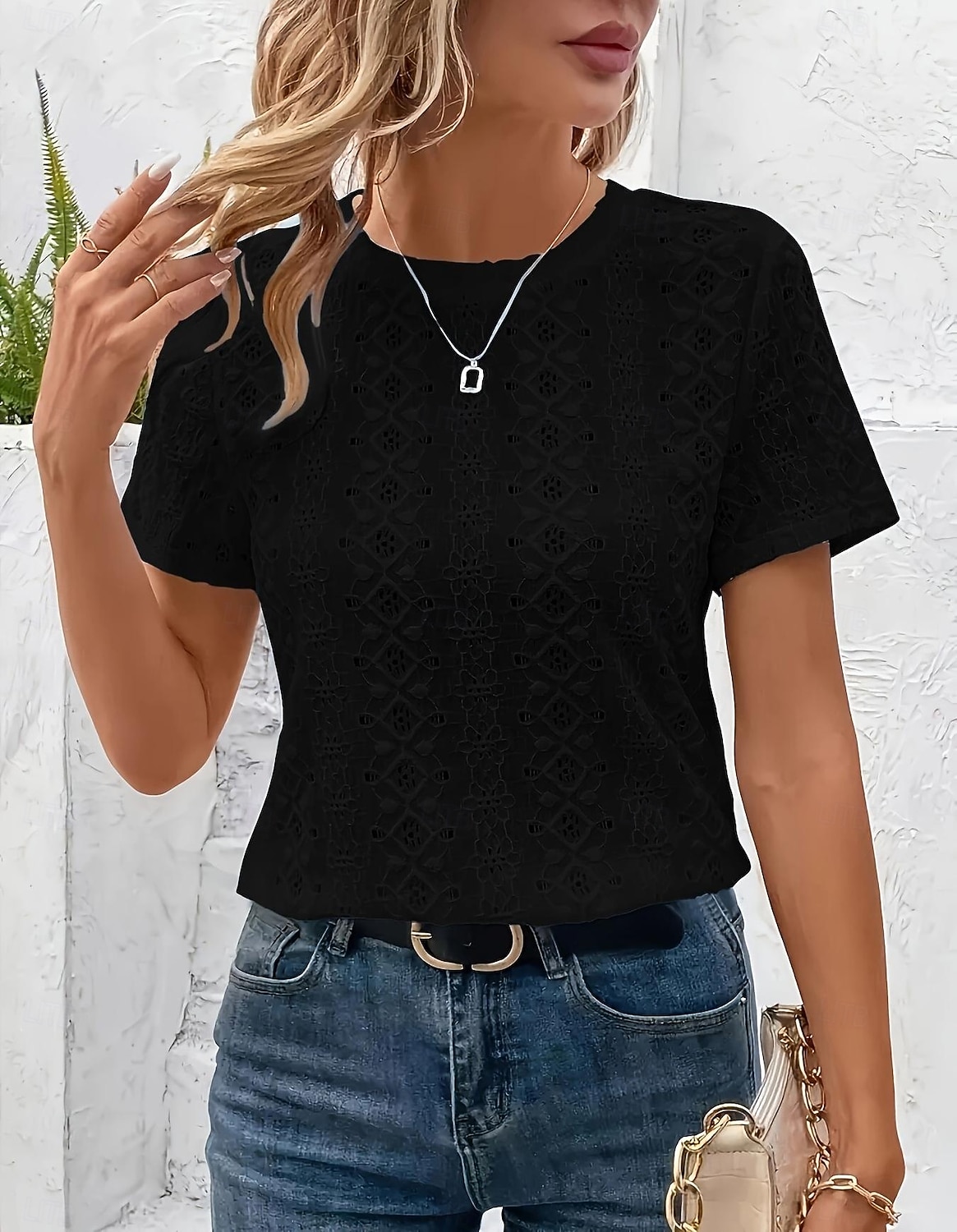 Per donna T-shirt con ricamo a occhielli Tinta unica Vintage Elegante Casual Manica Corta Scollo a V Top Regolari Quotidiano Uscire Nero Bianco Blu turchese Estate Primavera del 2026 a $21.99 –P3