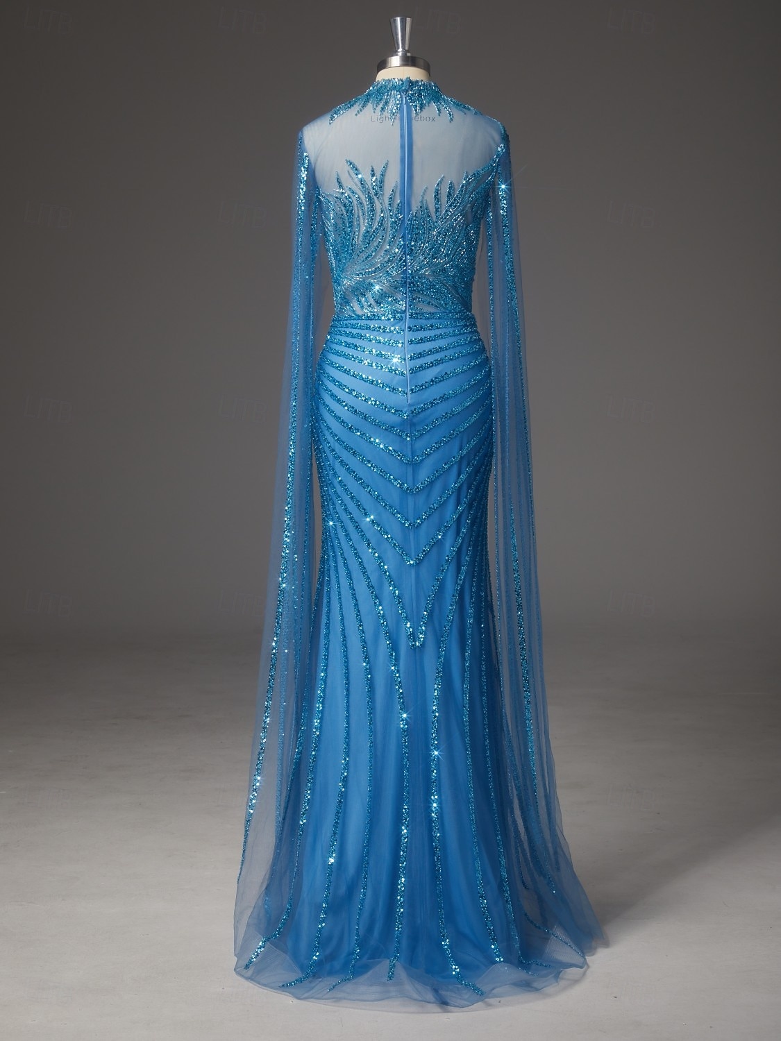 Tubino Colonna Strascico a Terra Perline ricamate Abito Formale Abito da madre della sposa Abito da Sera Elegante Scintillante Stile Celebrità Senza Maniche Girocollo Mascherata con Con perline del 2026 a $310.49 –P15
