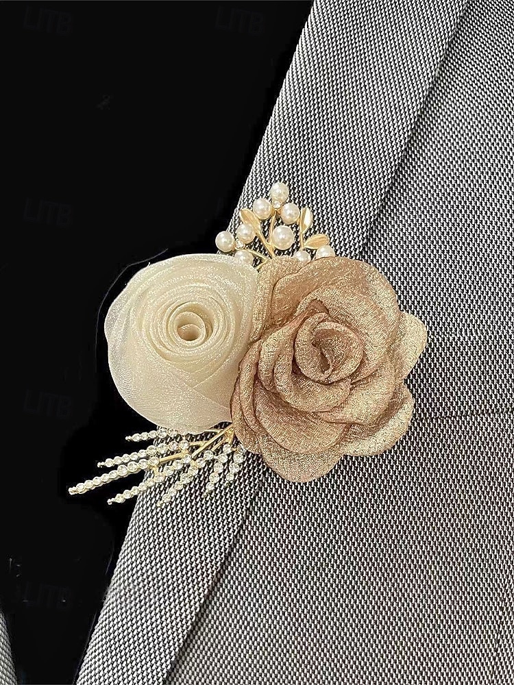 Conjunto de corsage feminino em poliéster para casamento, com flor de pulso para dama de honra em tons de champanhe e branco e boutonnière para padrinho, estilo elegante e romântico para cerimônias de casamento, noivado e eventos formais. de 2026 por $9.99 –P11