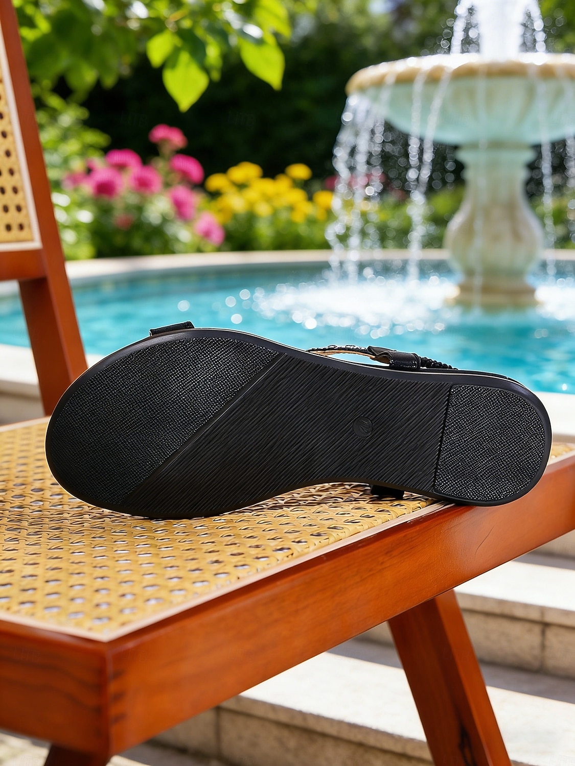 Sandálias rasteiras femininas pretas com strass – calçados confortáveis e brilhantes com cristais, ideais para férias na praia, resorts, relaxar à beira da piscina, festas de verão e passeios noturnos. de 2026 por $29.99 –P4