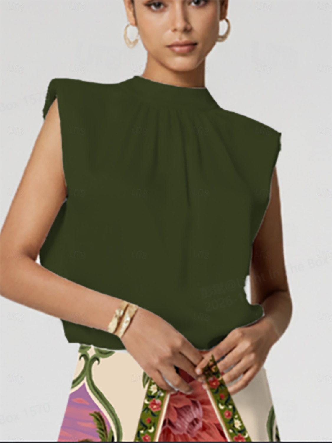 Havaijilainen palmunvärinen silkkinen satiinitoppi 2026 - $56.99 –P1