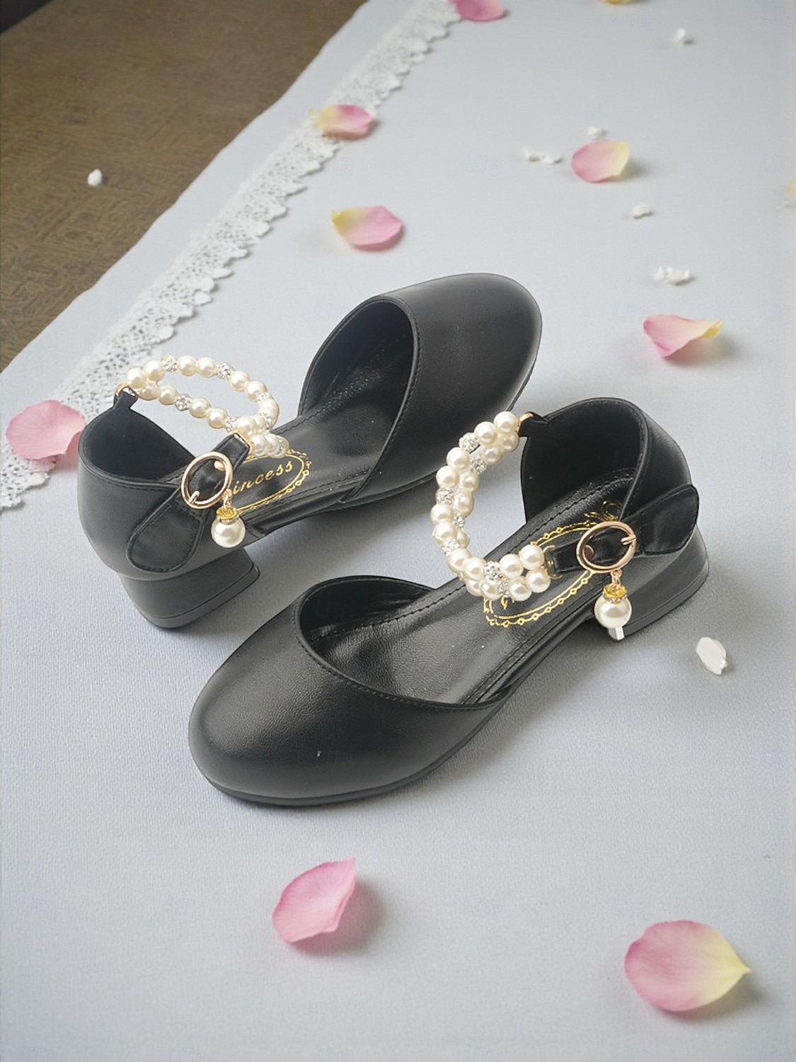 Chaussures de demoiselle d'honneur pour enfant, couleur ivoire, ornées de perles et de strass, avec bride cheville et petit talon rembourré. Élégantes chaussures de princesse, parfaites pour les de 2026 ? $42.99 –P3
