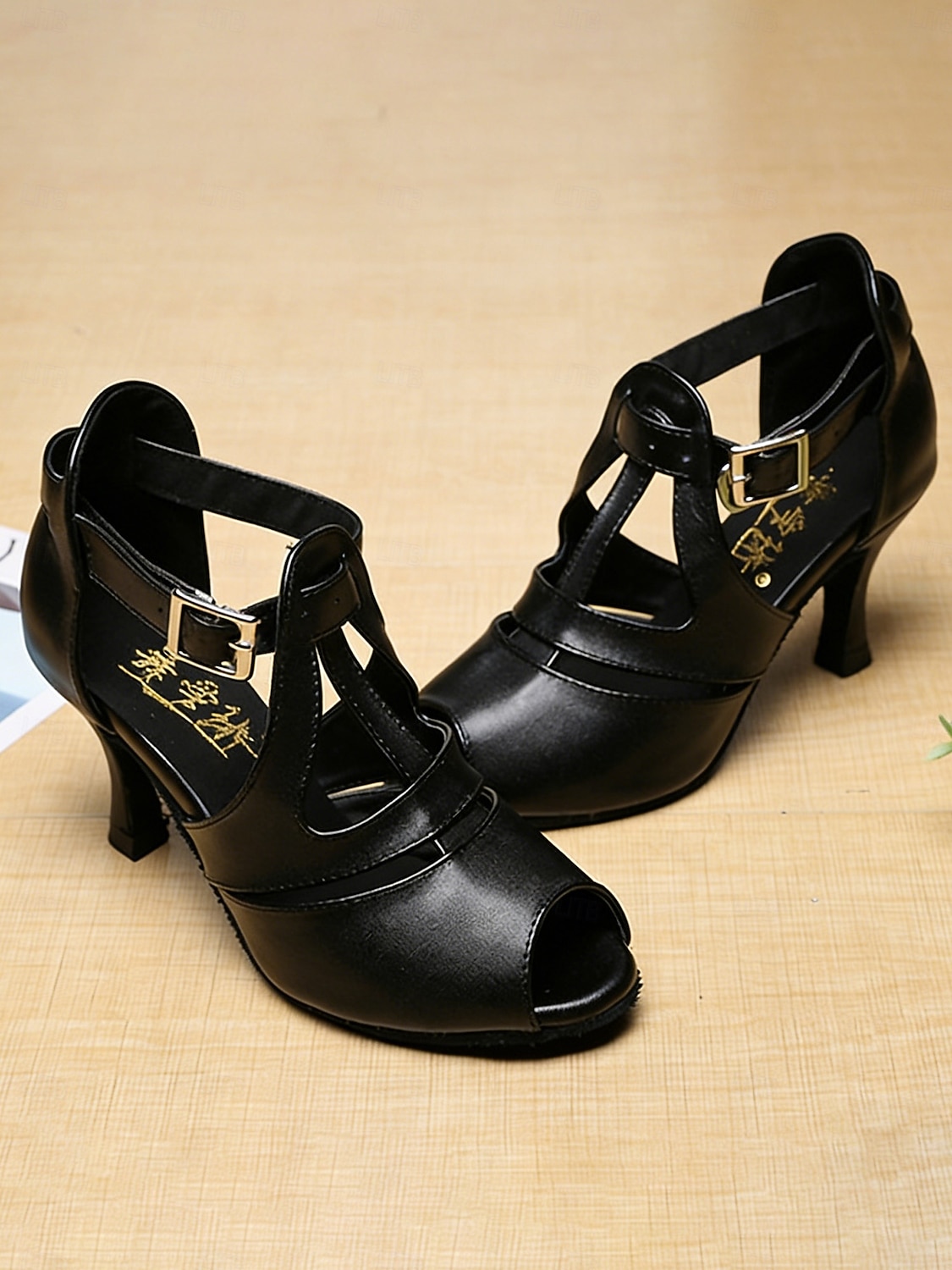 scarpe da ballo con cinturino a T nere da donna, scarpe da ballo da sala con fibbia e punta aperta per eventi di danza professionali del 2026 a $54.99 –P4