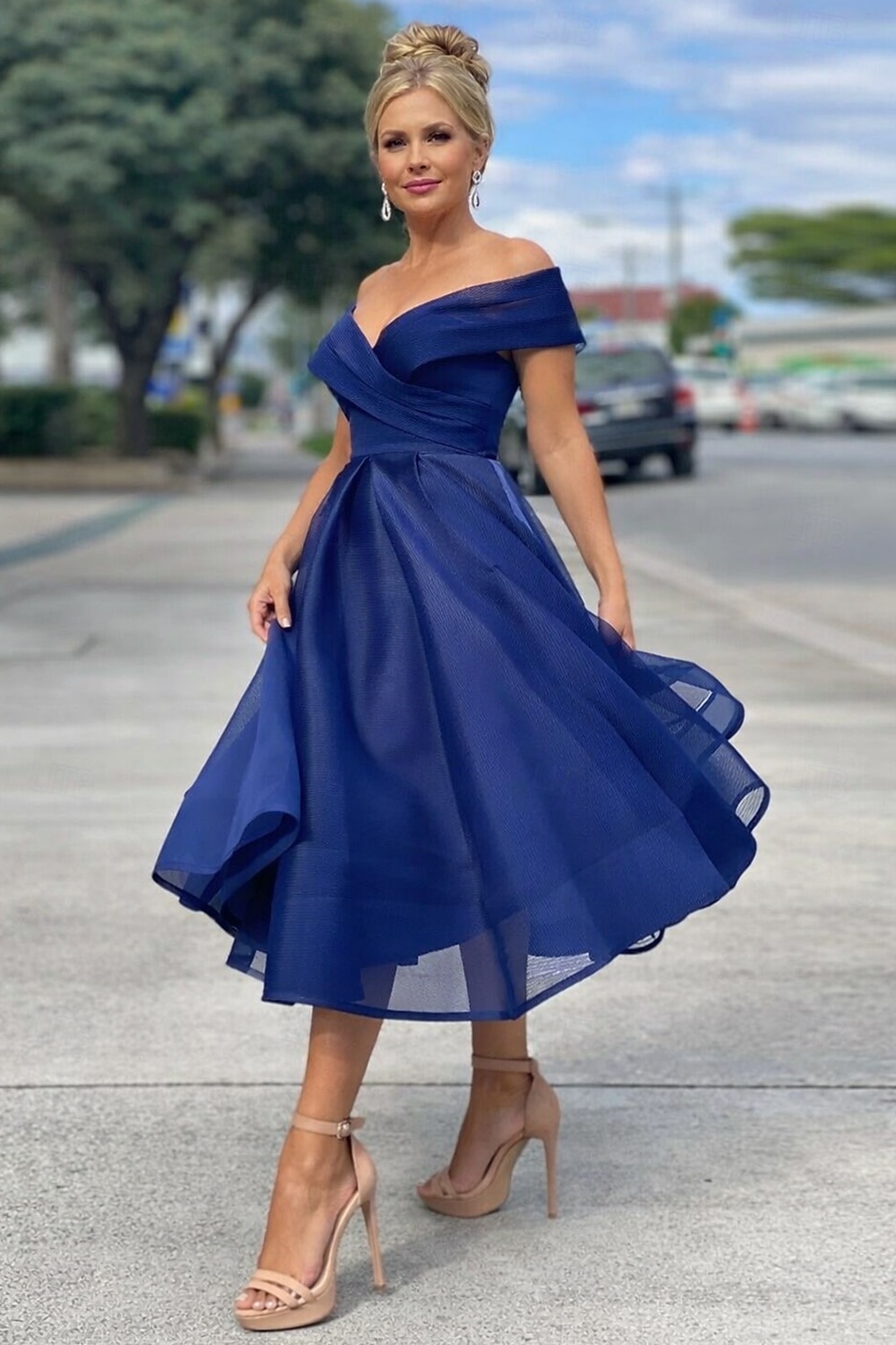 Linea ad A Lunghezza Tè Abiti da Cocktail Abiti da festa Vintage Anni 1950 Senza Maniche Senza Spalle Ospite di nozze Tulle con Pieghe del 2026 a $142.99 –P9