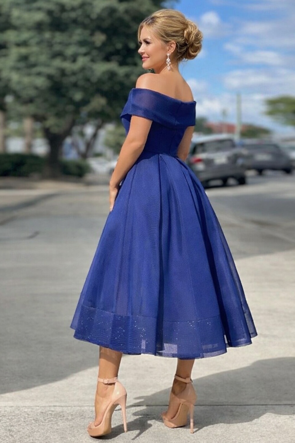 Linea ad A Lunghezza Tè Abiti da Cocktail Abiti da festa Vintage Anni 1950 Senza Maniche Senza Spalle Ospite di nozze Tulle con Pieghe del 2026 a $142.99 –P10