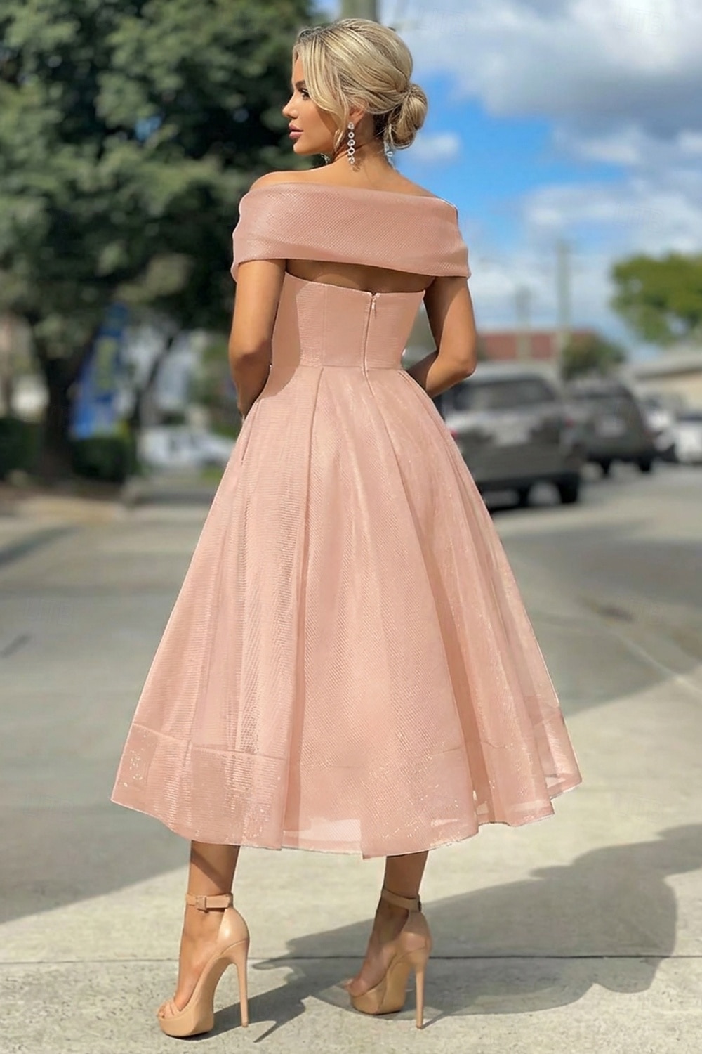 Linea ad A Lunghezza Tè Abiti da Cocktail Abiti da festa Vintage Anni 1950 Senza Maniche Senza Spalle Ospite di nozze Tulle con Pieghe del 2026 a $142.99 –P7