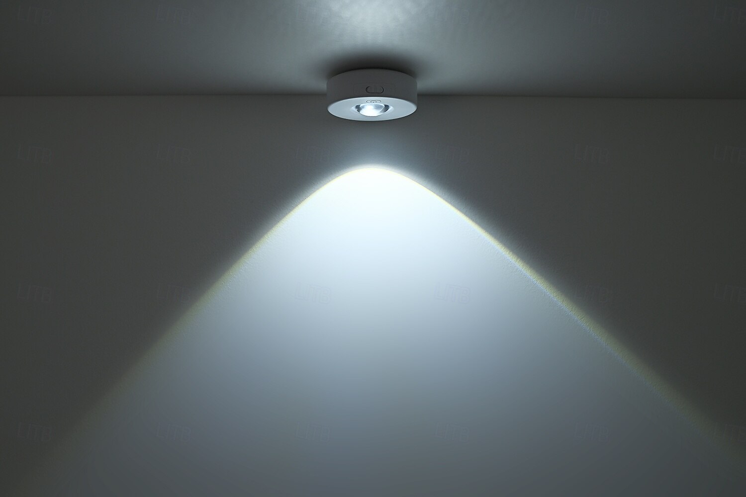 3 db újratölthető LED szekrényvilágítás, mágneses, vezeték nélküli RGB korongvilágítás távirányítóval, gardrób, borszekrény, szekrény alatti világítás, kábelezést nem igényel, USB-n újratölthető 2026 - $43.99 –P13