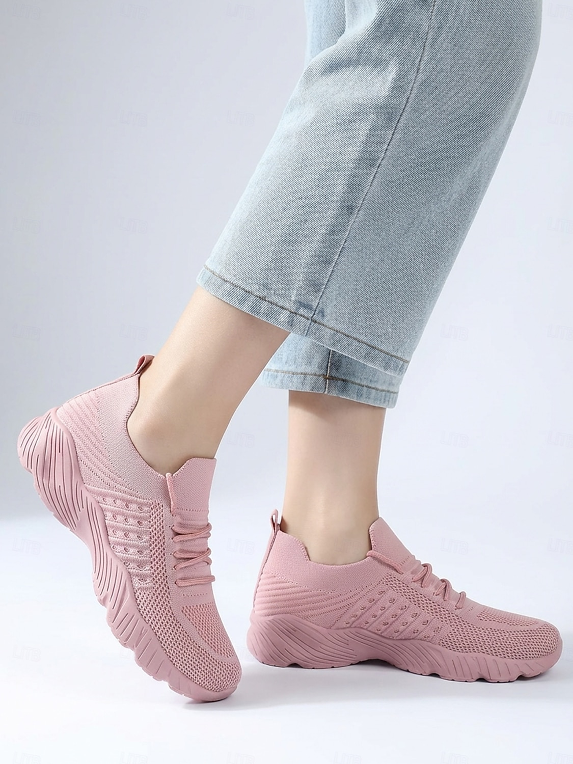 scarpe da ginnastica casual da donna in Flyknit rosa - scarpe da ginnastica traspiranti, morbide e ammortizzate, comode da indossare ogni giorno, per viaggi, lavoro, shopping, fitness e attività del 2026 a $24.99 –P3