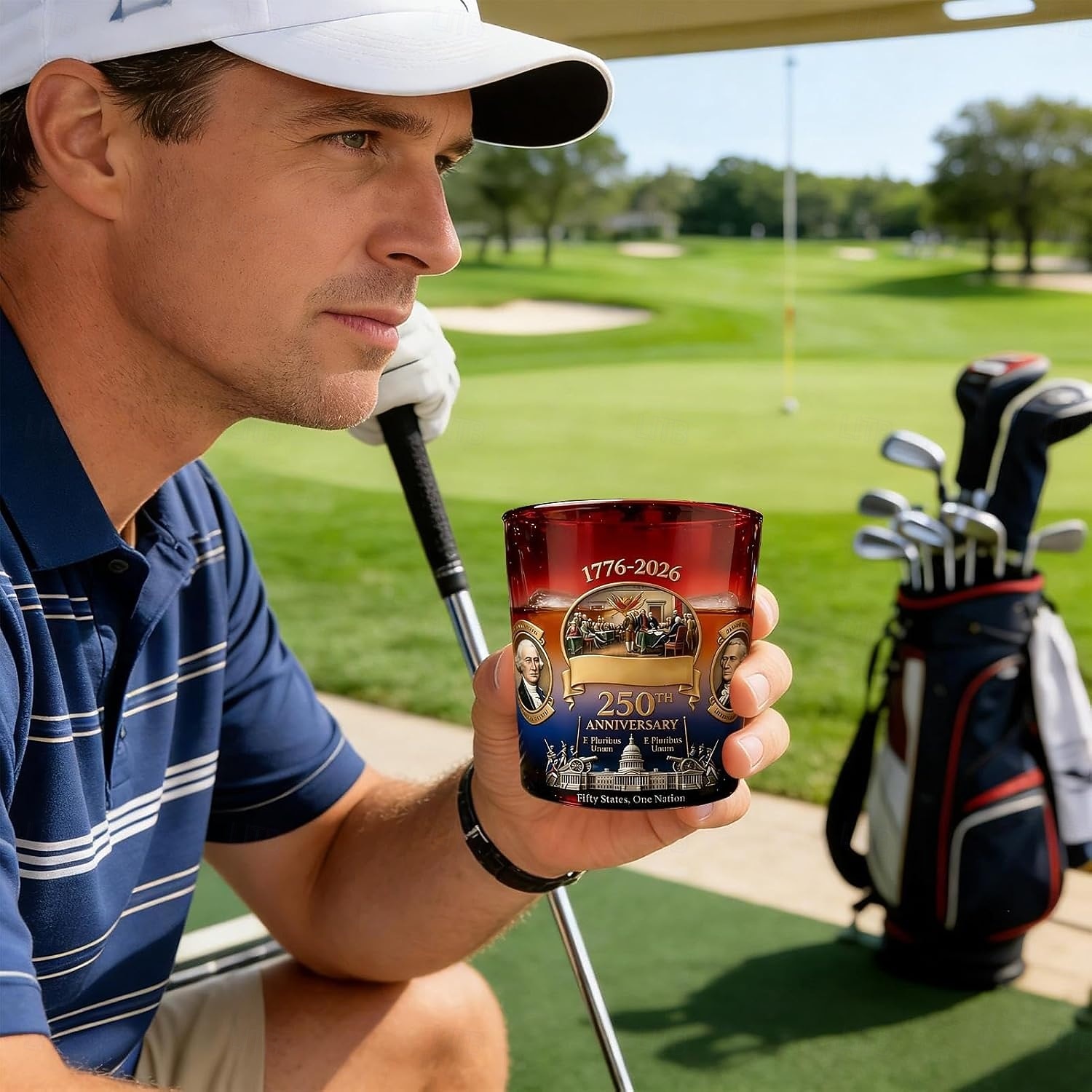 Bicchiere da whisky con bandiera e aquila per il 250° anniversario degli Stati Uniti, bottiglia da whisky edizione 1776-2026, 12 once per liquori, regalo patriottico per veterani militari per uomini, del 2026 a $16.99 –P3