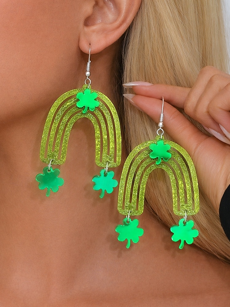 Cercei acrilici cu trifoi pentru femei, cu tematică de Ziua Sfântului Patrick, cercei ușori cu trifoi și sclipici, bijuterii verzi irlandeze în mai multe stiluri, perfecți pentru parade de sărbători, petreceri și ținute festive. 2026 - $7.99 –P1