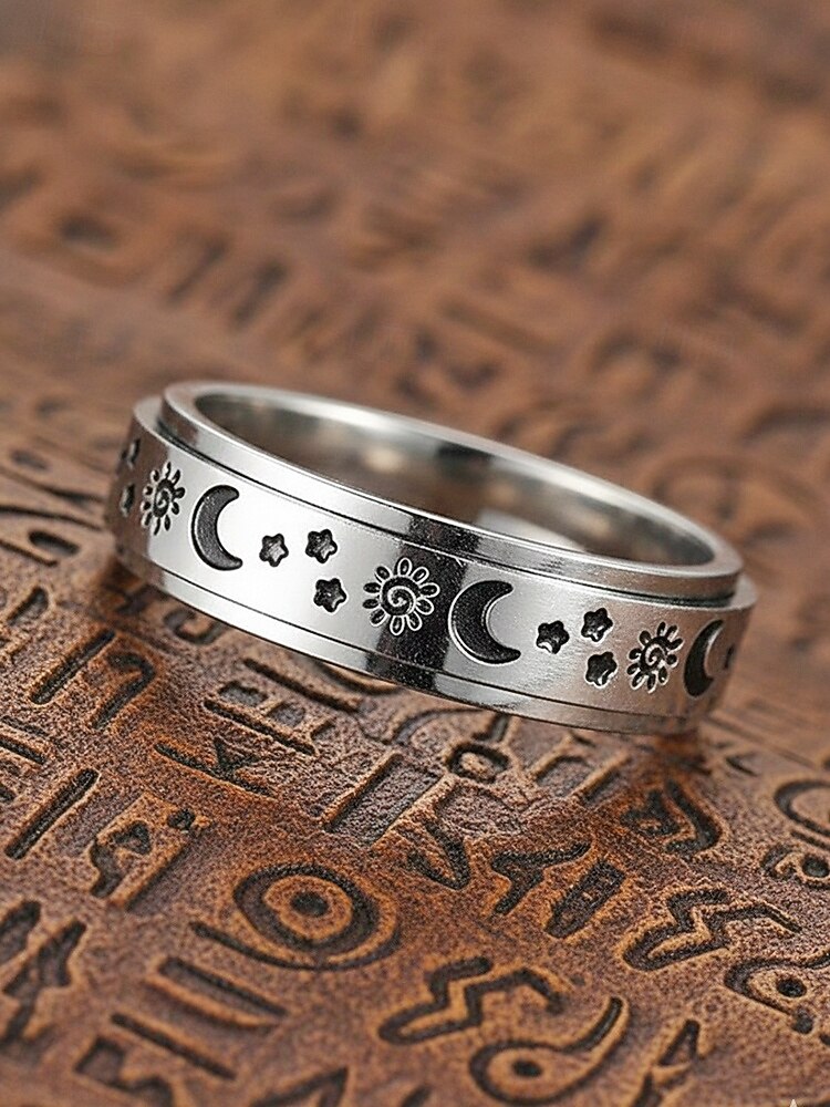 Anillo de acero inoxidable para hombre, disponible en varios colores, perfecto para vacaciones y uso diario informal. 2026 - $11.99 –P3