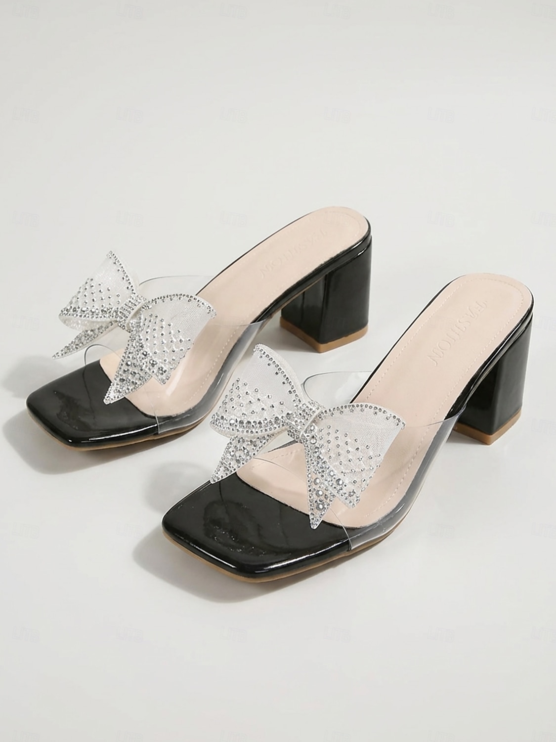 Sandalias negras de tacón cuadrado para mujer con lazo de malla de diamantes de imitación: elegantes sandalias con tiras transparentes y punta cuadrada para noches de resort, cenas y bodas de verano. 2026 - $26.99 –P3