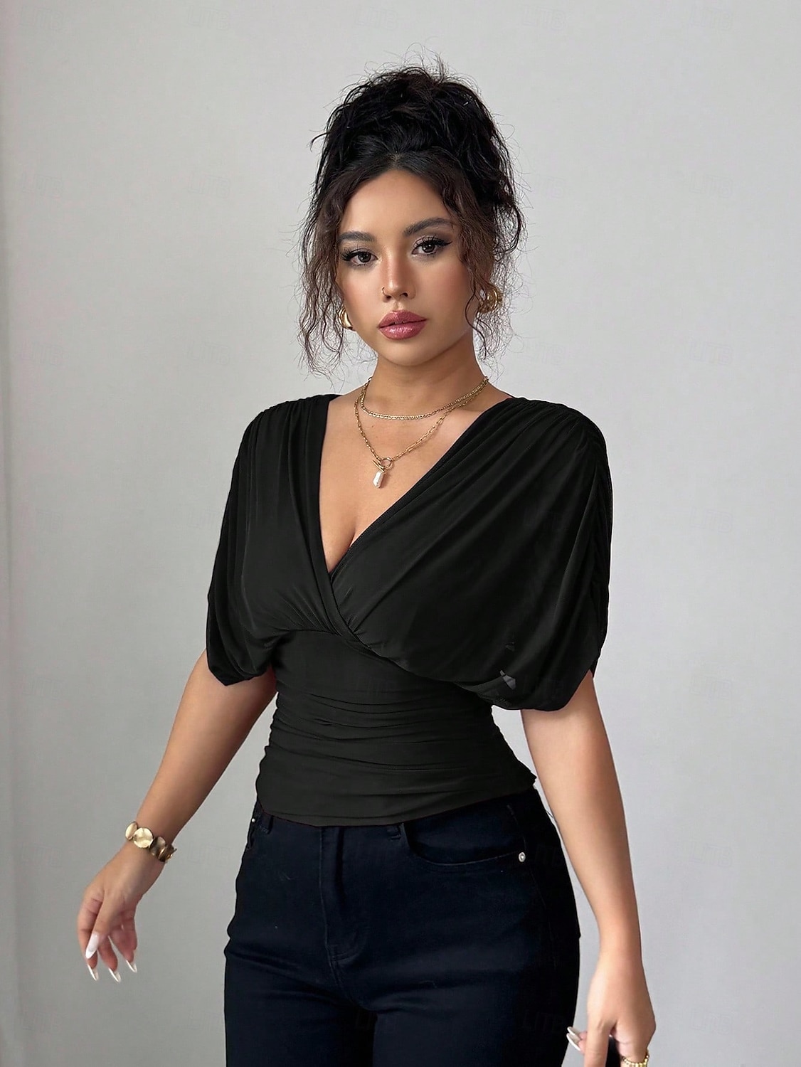 Per donna Blusa Tinta unica Semplice Elegante Vintage Moda Manica Corta Scollo a V Scollo profondo Top Regolari Rosso violaceo Marrone caffè Nero Verde militare Estate Primavera del 2026 a $24.99 –P1
