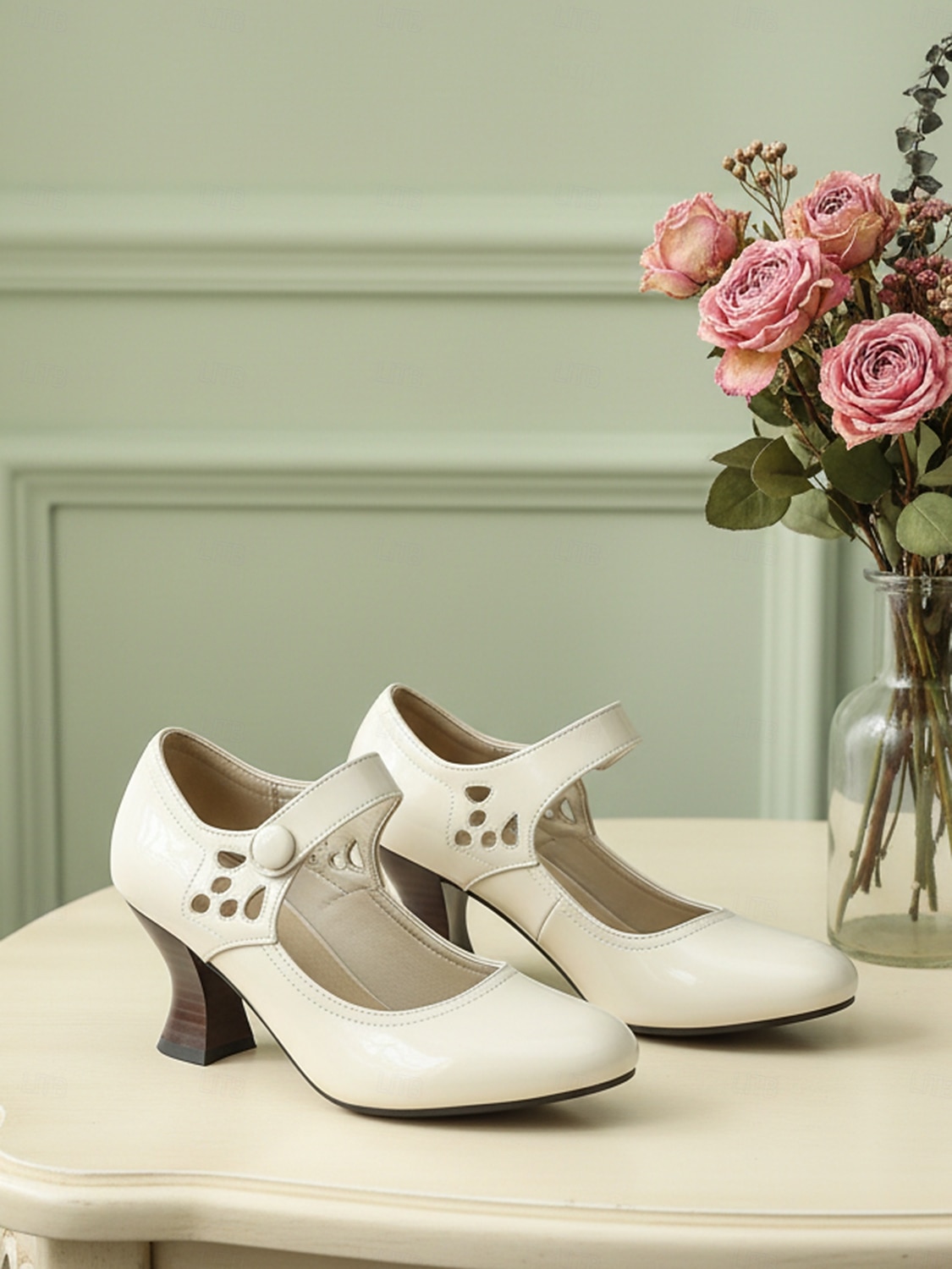 Damskor med vintage-motiv från 1920-talet, gula Mary Jane-klackar – utskurna pumps med böjd klack, klassisk lacklook för Gatsby-fester, swingdans och speciella tillfällen 2026 - $54.99 –P1