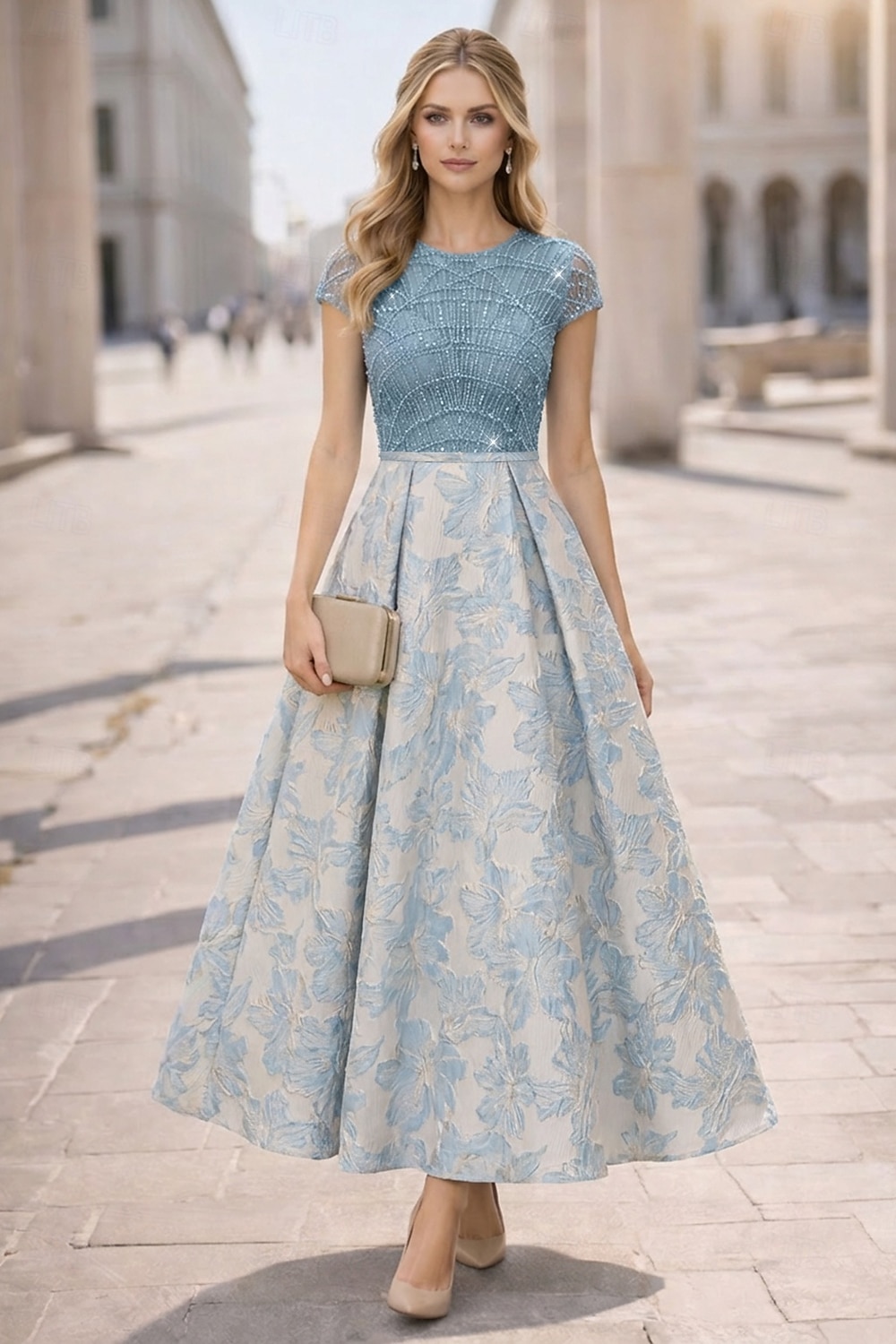 A-linja Nilkkapituinen Polven yli Muodollinen mekko Cocktailmekot Tyylikäs Lyhythihainen Tiukka pyöreä kaula-aukko Häät Muodollinen Satiini Pitsi Laskostettu selkä kanssa Laskokset Helmillä koristeltu 2026 - $182.99 –P1