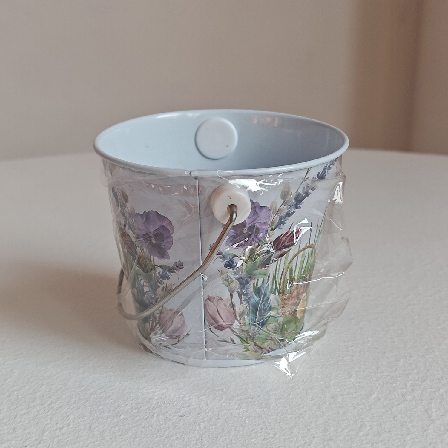 1 шт. жестяная коробка в виде пасхального кролика, металлическая подарочная коробка для конфет и печенья в виде кролика, контейнер для хранения пасхальных яиц, пустая коробка для упаковки сладостей. 2026 - $9.99 –P4