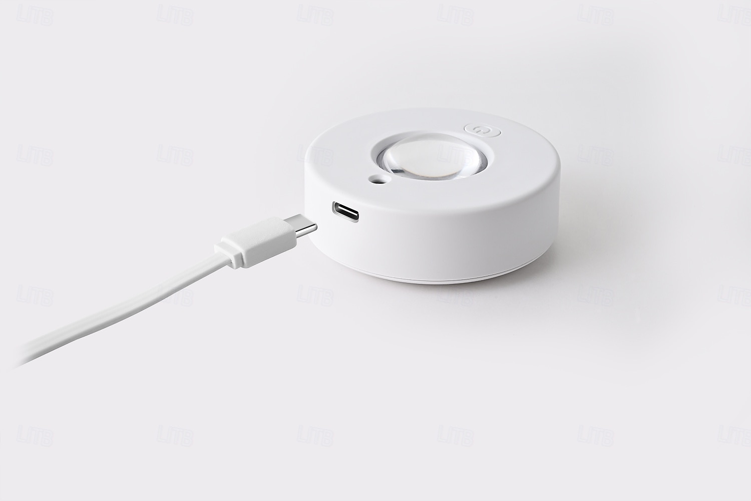 3 db újratölthető LED szekrényvilágítás, mágneses, vezeték nélküli RGB korongvilágítás távirányítóval, gardrób, borszekrény, szekrény alatti világítás, kábelezést nem igényel, USB-n újratölthető 2026 - $43.99 –P8