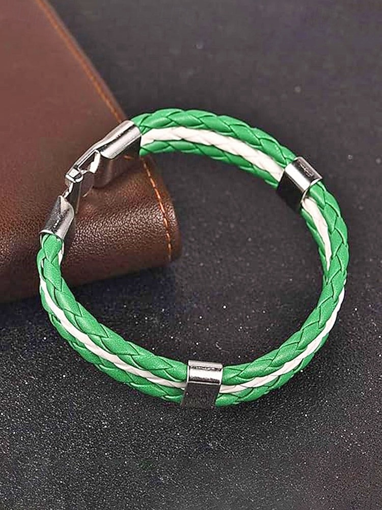 2026年 男性用のセントパトリックスデー編み込みフェイクレザーブレスレット、グリーンとホワイトの編み込みリストバンド、メタルクラスプ付き、男性用カジュアルアイリッシュスタイルジュエリー、ホリデーパレード、パーティー、お祭りの装いに最適  コレクション – $7.99 –P4
