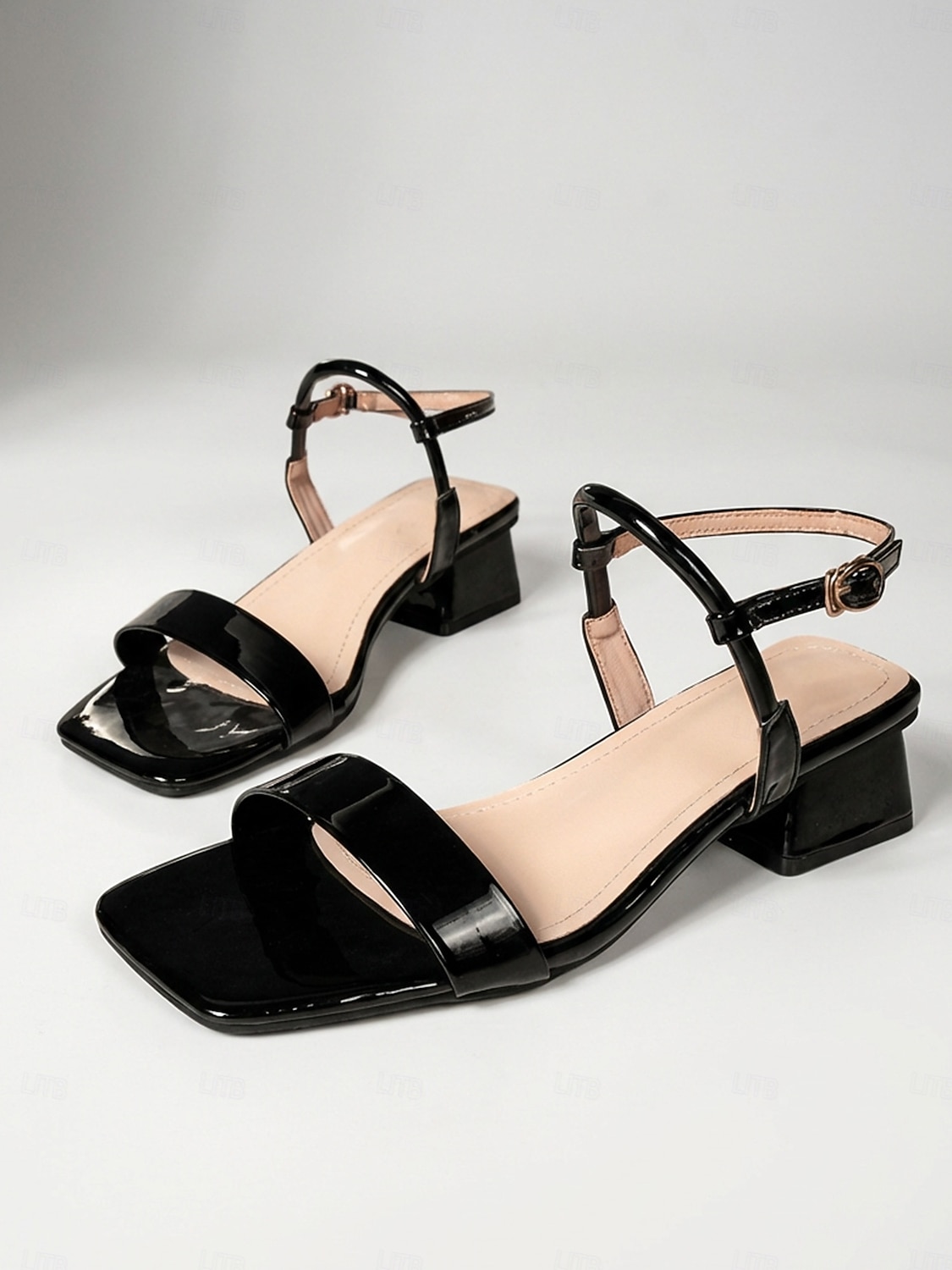 Elegante Damen-Sandalen mit Blockabsatz und Knöchelriemen aus burgunderrotem Lackleder – elegante Schuhe mit eckiger Spitze für Abende im Resort und Dinnerpartys. 2026 - $42.99 –P2
