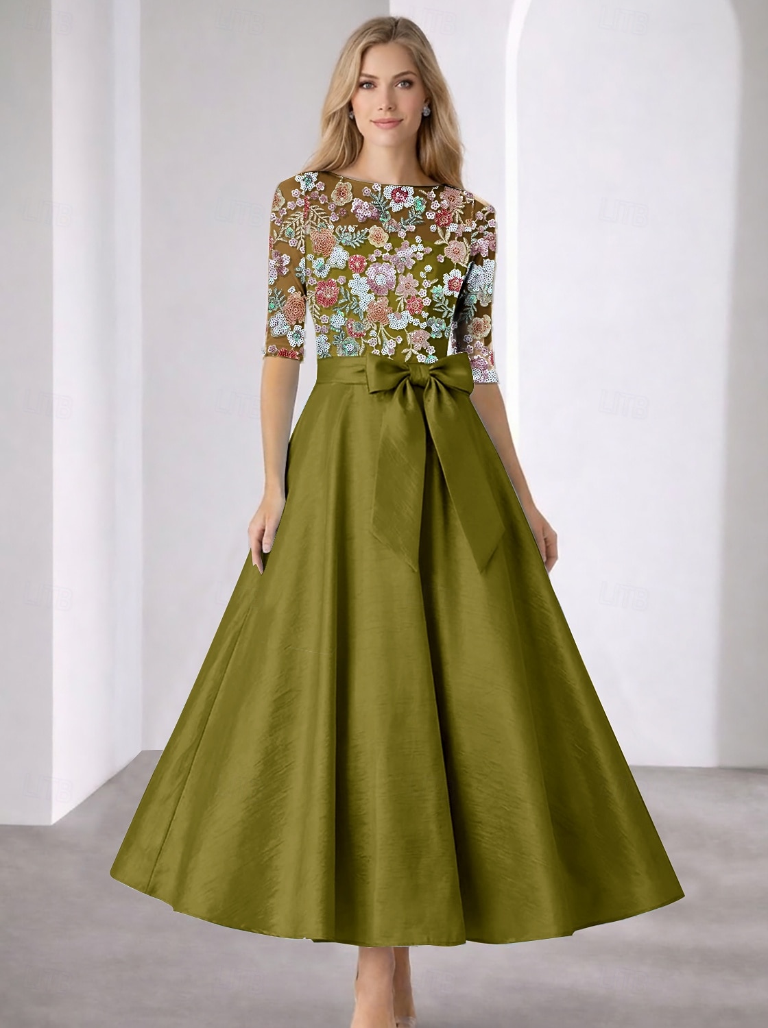 Linea ad A Lunghezza alla caviglia Lunghezza Tè Vestito da Festa Abito da Cocktail Abito da invitata a nozze Abiti da Cocktail Elegante Scintillante Manica 3/4 Scollo a Barca Festa in giardino Formale del 2026 a $182.99 –P1