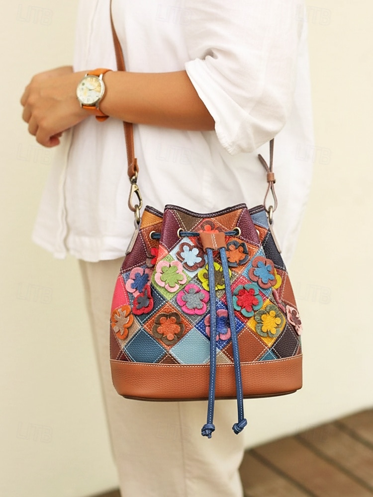 női bohém bőr vödörtáska, többszínű virágmintával, sokoldalú viselet, állítható vállpántok, tökéletes a mindennapi használatra 2026 - $54.99 –P3