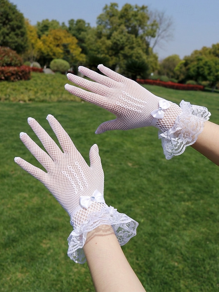 Luvas femininas de poliéster com renda e efeito rede, pretas e brancas, respiráveis e elásticas, perfeitas para noivas, elegantes luvas vintage transparentes para casamentos, bailes de formatura, eventos noturnos e ocasiões formais. de 2026 por $7.99 –P4