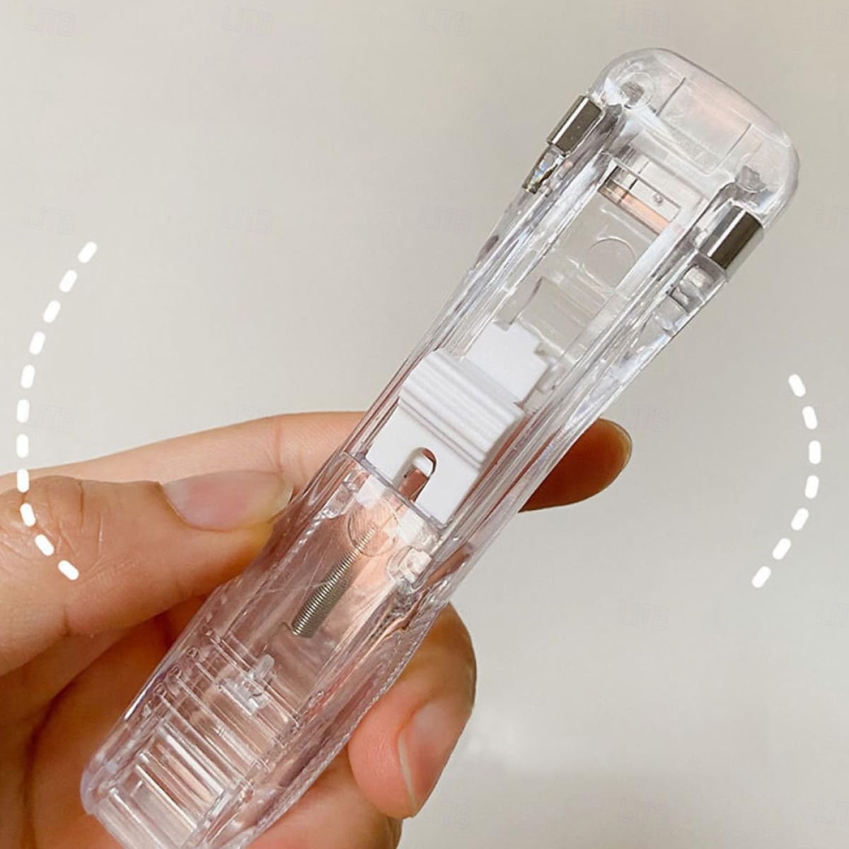 Bærbar permklipsstiftemaskin, påfyllbart stiftemaskinsett for kontoret med 2 bærbare papirklippere og permer og 200 stk. påfyllingsklips for filinnbinding og dokumentinnbinding 2026 - $15.99 –P4