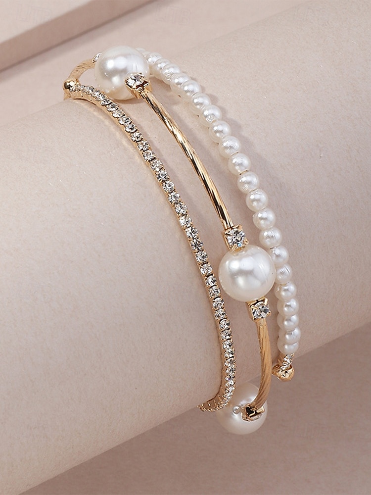 Armbåndssett med tre lag i kunstperlelegering til dame, stablebare armbånd i gull og sølv med elegante perler og krystalldetaljer, vintage brudesmykker til bryllup, kveldsfester og formelle arrangementer 2026 - $7.99 –P7