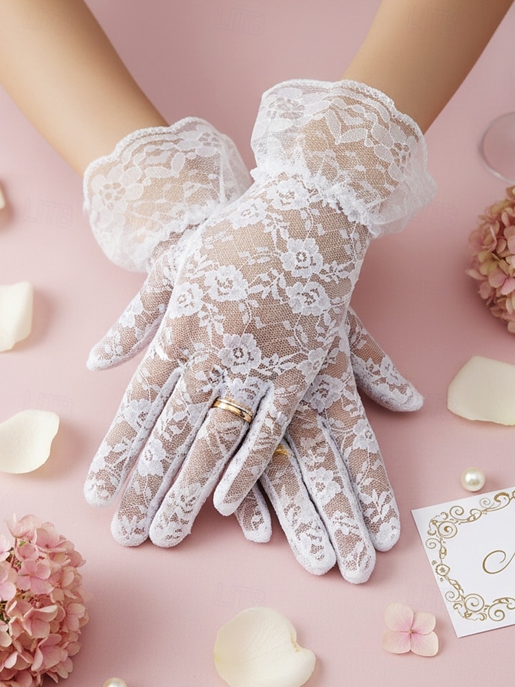 Luvas femininas de poliéster com renda, design floral elegante e transparente, macias e leves, estilo clássico vintage em diversas cores, ideais para noivas, casamentos, festas noturnas, formaturas e eventos formais. de 2026 por CLP $7717 –P3
