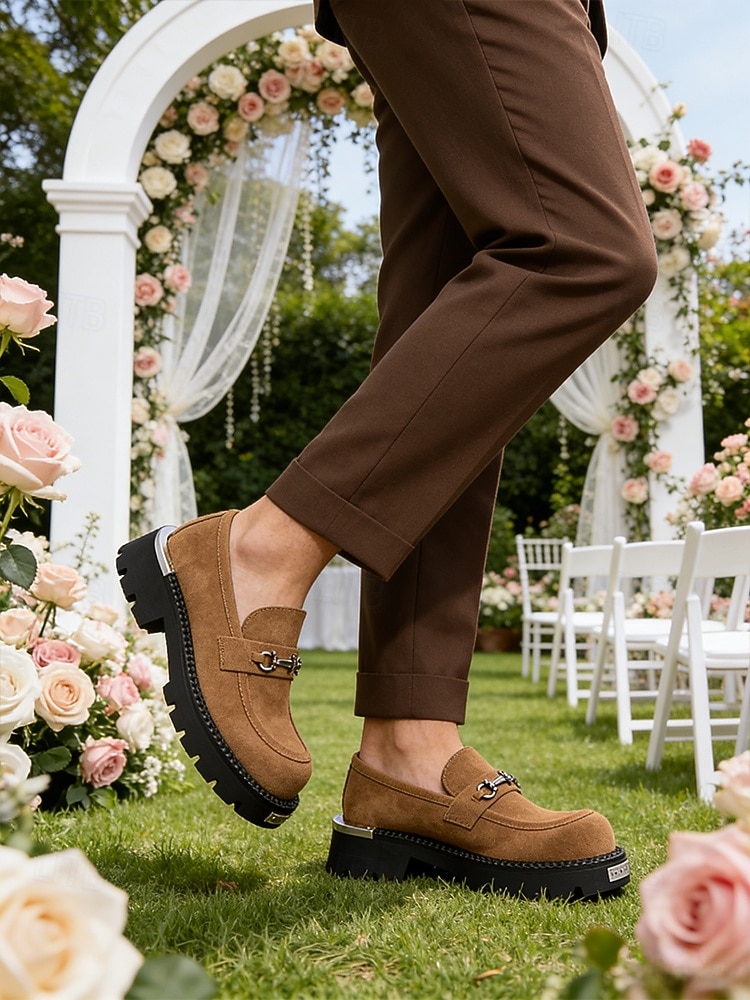 mocassini da uomo in pelle scamosciata marrone, elegante design slip-on con suola spessa, perfetti per matrimoni in giardino, eventi formali all'aperto e celebrazioni eleganti del 2026 a $54.99 –P2