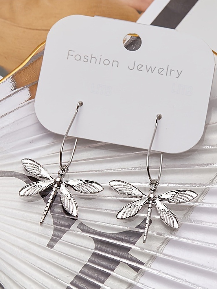 Orecchini pendenti da donna in lega a forma di libellula, stile bohémien, gioielli leggeri ispirati alla natura, perfetti per l'uso quotidiano, i viaggi e le vacanze estive. del 2026 a $7.99 –P5