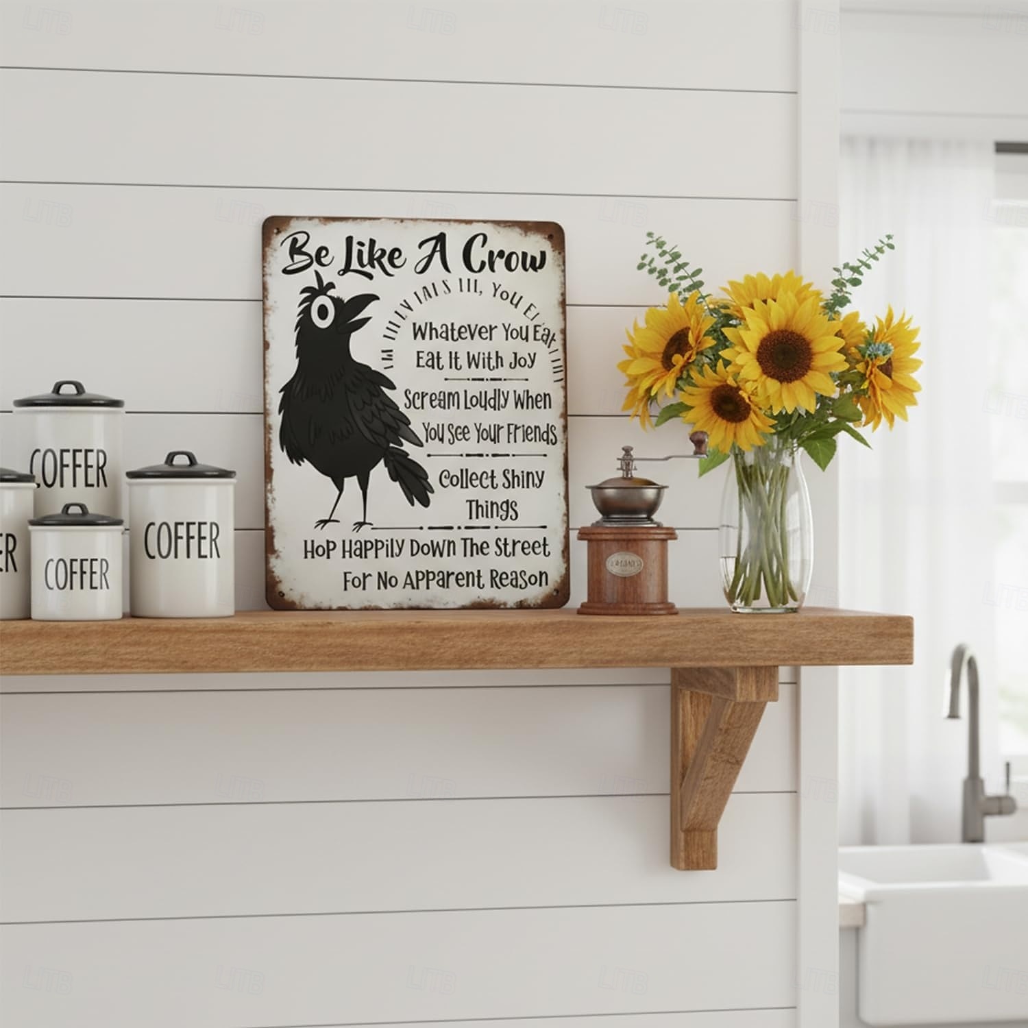 légy olyan, mint egy varjú vintage fém tábla, vicces pozitív falikép, varjú művészeti fali plakett humoros idézettel, rusztikus parasztház dekoráció otthoni irodába, konyhába és bárba, inspiráló 2026 - $11.99 –P2