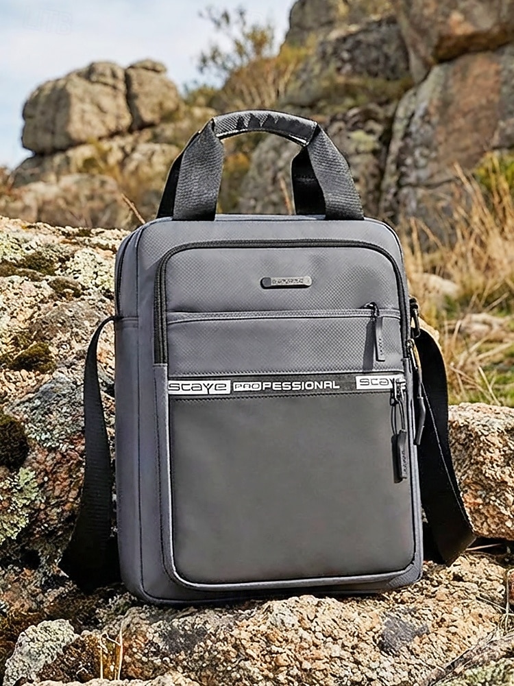 Bolsa transversal masculina de nylon em várias cores, com grande capacidade, múltiplos bolsos e alça ajustável, ideal para uso casual diário, viagens e atividades ao ar livre. de 2026 por $18.99 –P1