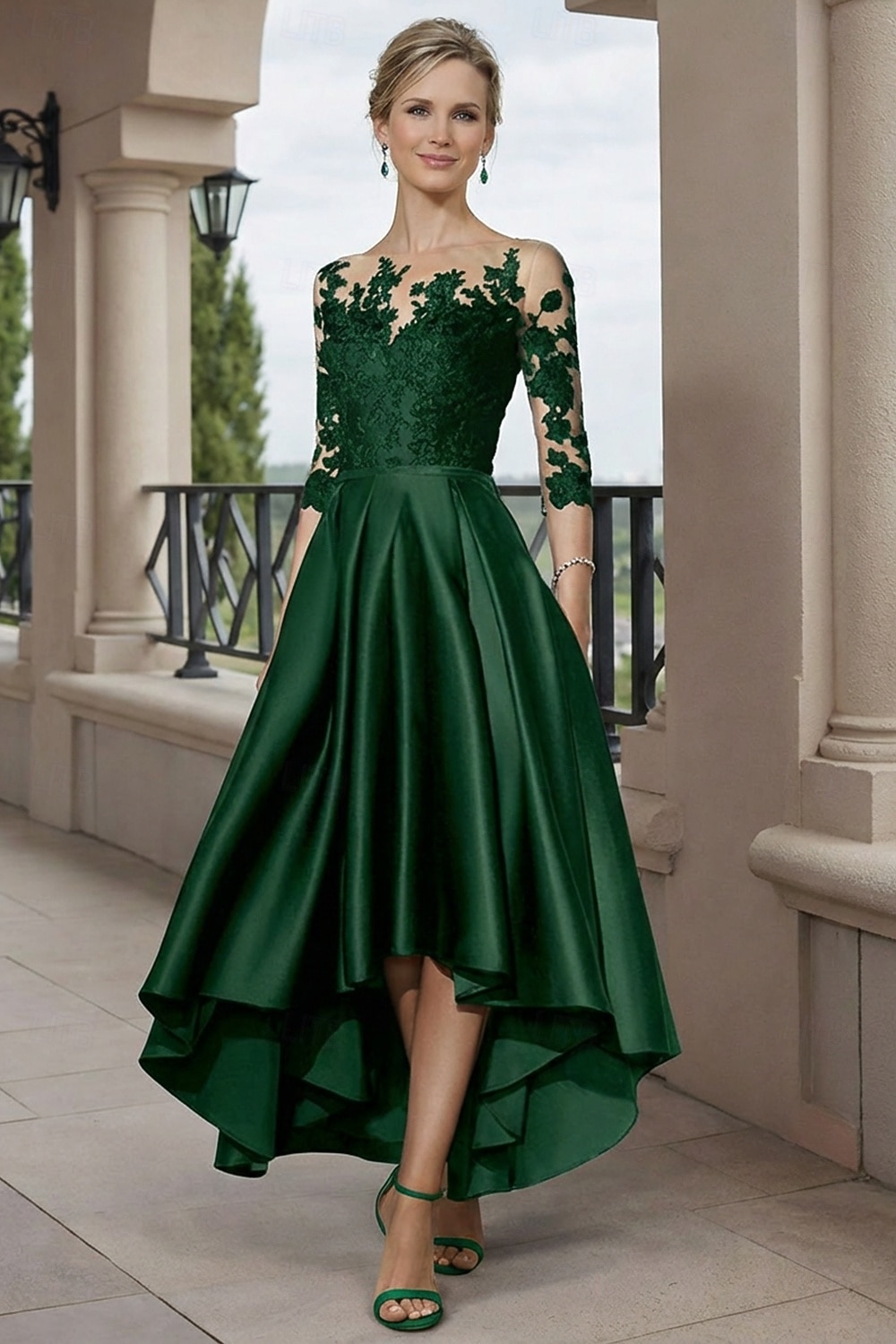 A-linja Epäsymmetrinen Polven yli Juhlamekko Coctail-asu Häävieraspuku Morsiammen äidin asu 3/4 hiha Kauha Tyylikäs Lyhyt ja matala Häävieras Syntymäpäivä Satiini Pitsi kanssa Laskokset Applikaatiot 2026 - $164.99 –P5