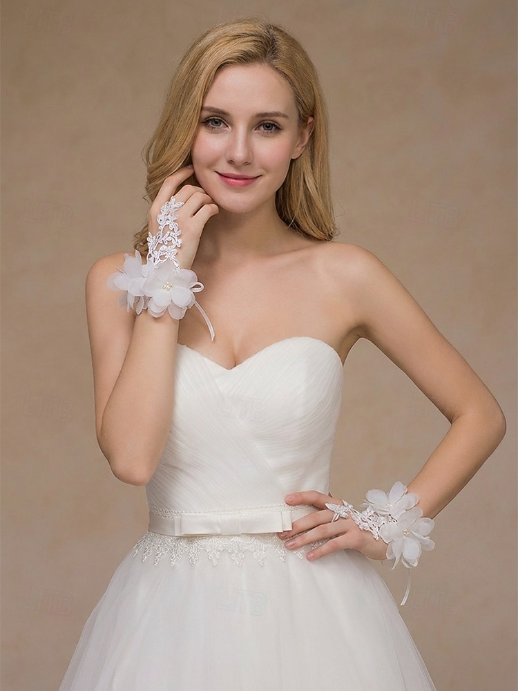 brudhandskar för kvinnor, polyestermaterial, flerfärgade, kronbladsblommönster med strassdetaljer, eleganta spetshandskar perfekta för bröllop, fester och speciella evenemang 2026 - $11.99 –P2