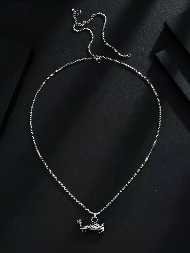 Collana da uomo in acciaio inossidabile con ciondolo a forma di calcio di pallone, gioiello per tifosi di calcio, ideale per partite e per l'uso quotidiano. del 2026 a $7.99 –P7