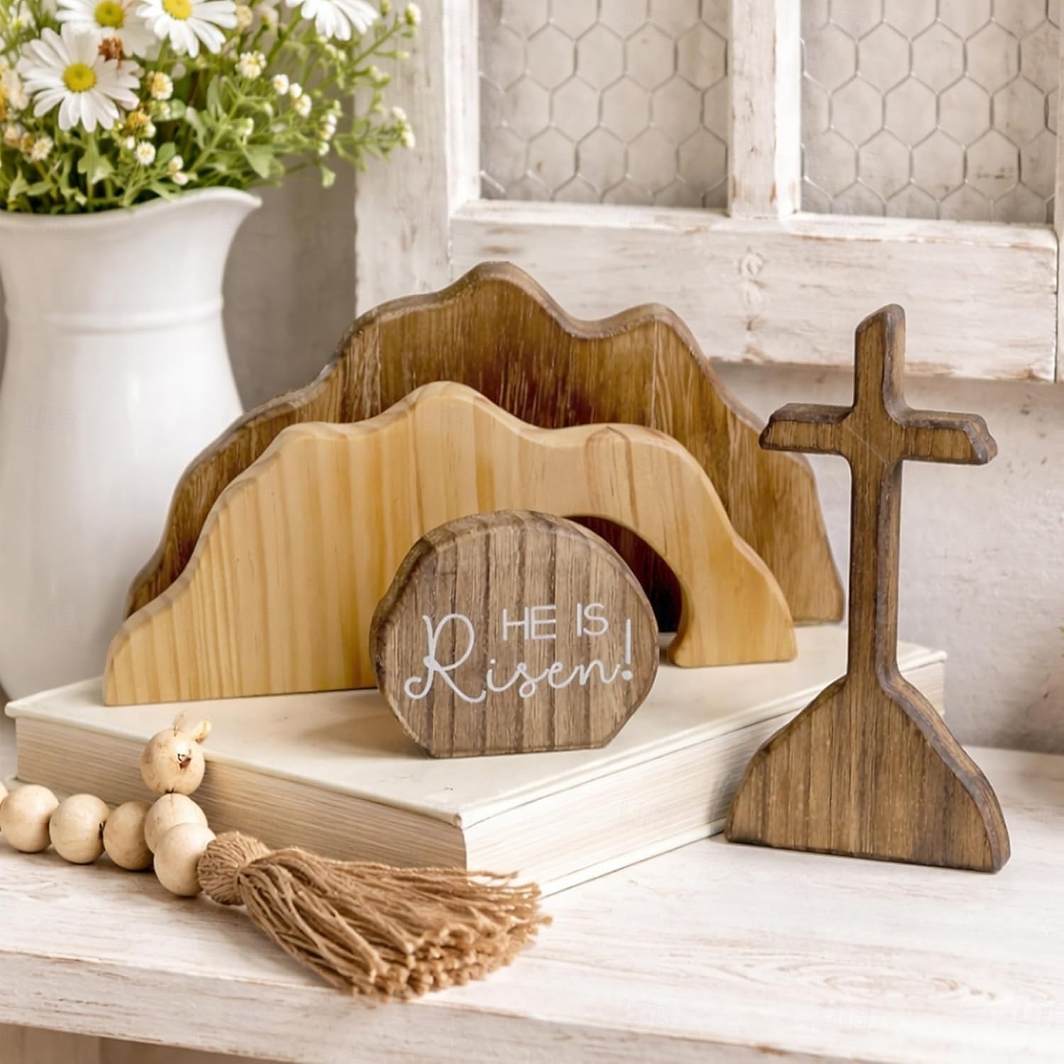 Pasen: Hij is opgestaan, christelijke decoratie, leeg graf, kruis, paasdecoratie voor thuis, houten paastafereel met opstanding, tafeldecoratie, schoorsteenmanteldecoratie, kantoordecoratie, 2026 - $23.99 –P8