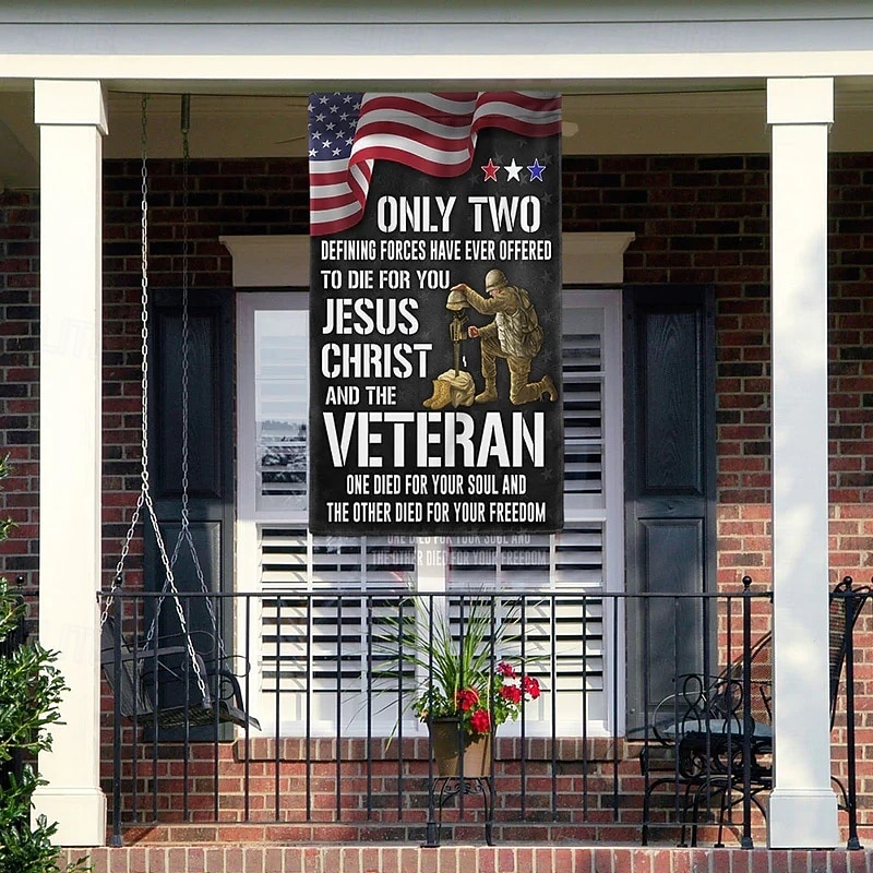 Endast två definierande krafter har någonsin erbjudit sig att dö för dig Jesus Kristus och veteraner. Veteranens dag minnesdag för fallna soldater. U.S. 250-årsjubileum 2026 - $17.99 –P3