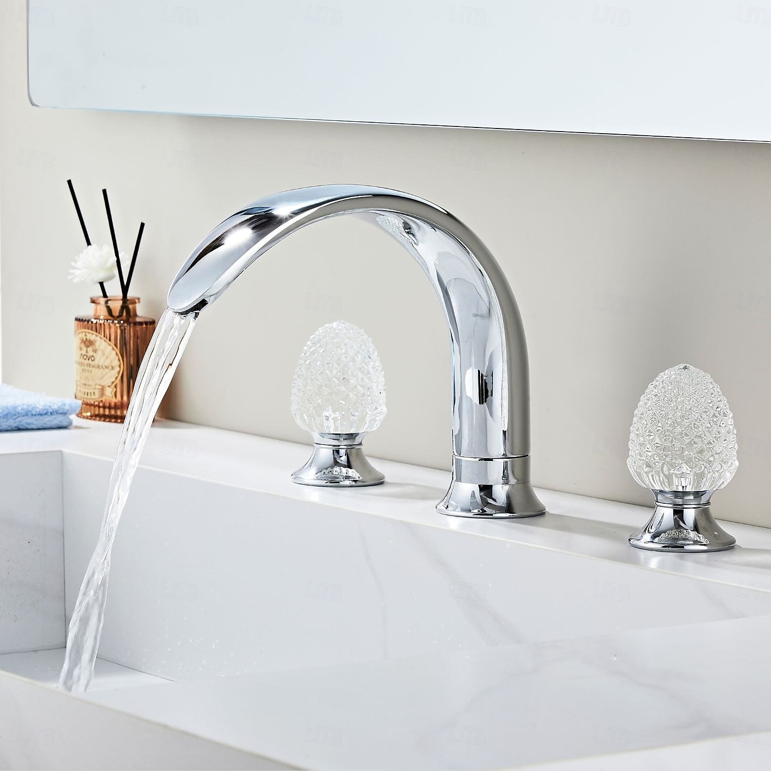 2026年 クロムメッキのバスルーム用蛇口、360°回転、3穴、広口、クリスタルハンドル、バスルームシンク用蛇口、レトロビンテージ、洗面化粧台用蛇口  コレクション – $307.69 –P1
