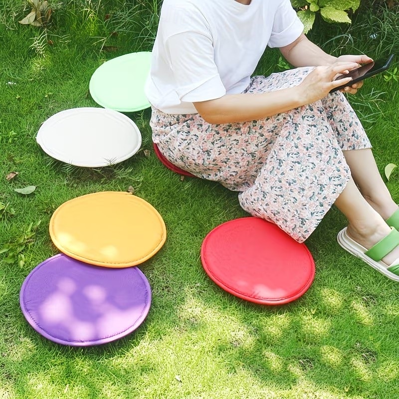 3/6PCS Beach Camping Seat Cushions, Foldable Round Portable Small Picnic Mat, Dirt-Resistant Camping Pad, Outdoor Foldable Seat Cushion with Sponge Pad 2026 - $13.99 –P2