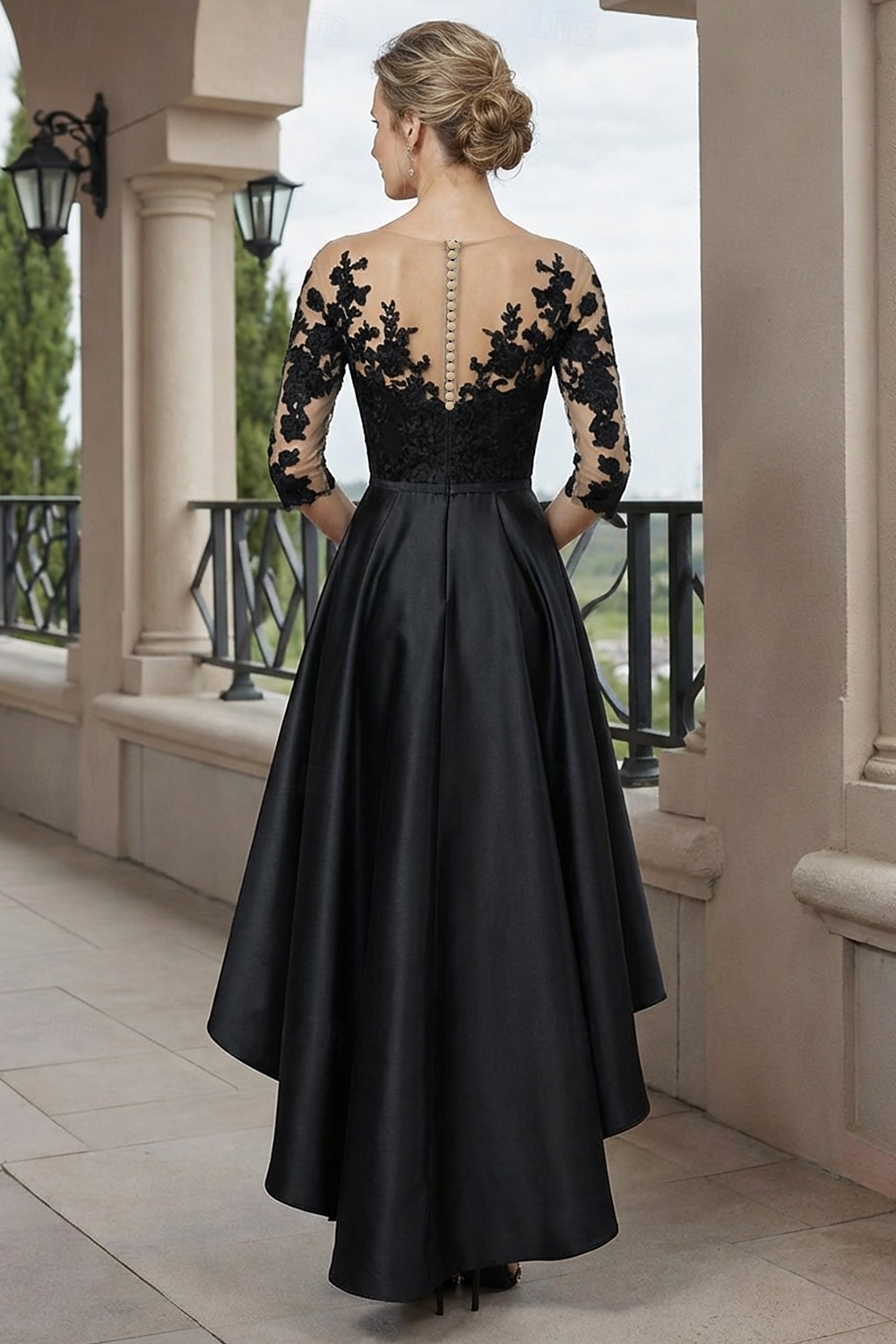 A-linja Epäsymmetrinen Polven yli Juhlamekko Coctail-asu Häävieraspuku Morsiammen äidin asu 3/4 hiha Kauha Tyylikäs Lyhyt ja matala Häävieras Syntymäpäivä Satiini Pitsi kanssa Laskokset Applikaatiot 2026 - $164.99 –P2