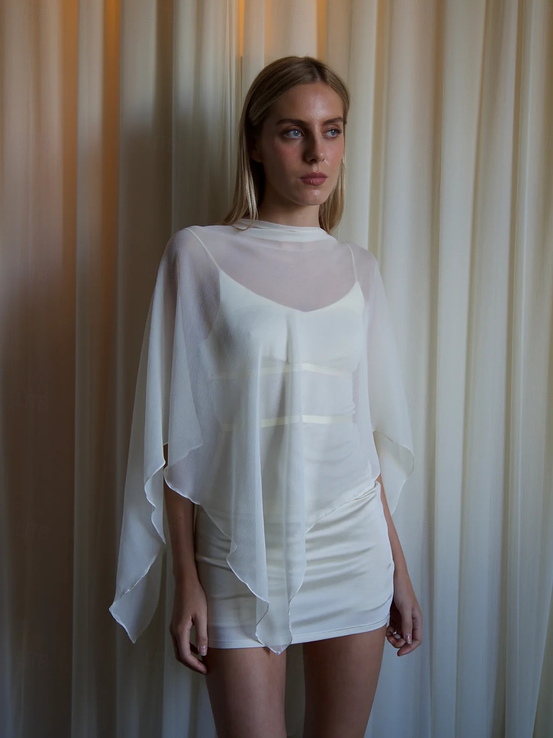 Écharpe Femme Écharpes de Mère Écharpes de Mariée Écharpes d'Invité de Mariage Cape Élégant Dames Style formel Sans manches Chiffon Boléros de Mariage Avec Couleur unie Pour Quotidien Été de 2026 ? $34.99 –P2