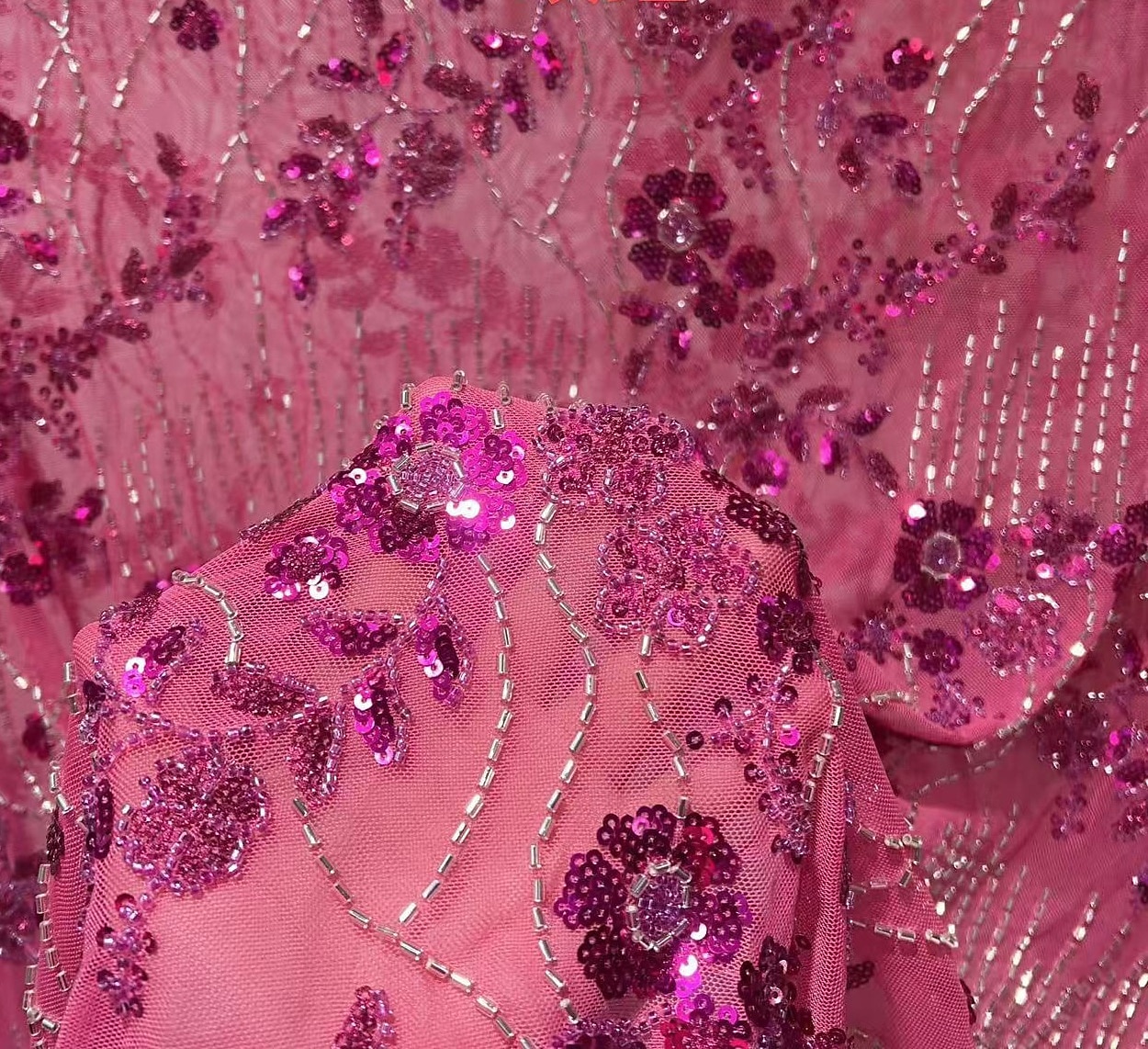 Linea ad A Lunghezza al pavimento Abito da Sera Elegante Scintillante Brillanti Manica Corta Collo Alto Festa serale Matrimonio Tasca Raso Tulle con Pieghe Perline ricamate del 2026 a $171.99 –P2