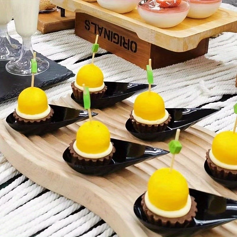 50 st svarta droppformade kryddskålar för engångsbruk, mini-förrätt &såstallrikar, återanvändbara, perfekta för picknick, camping och servering av kryddor som chilisås 2026 - $15.99 –P3