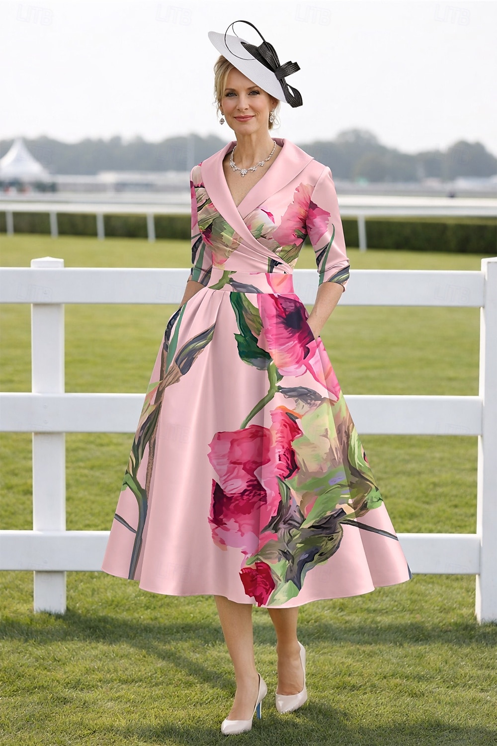 Ligne A Longueur thé Robe de Soirée Robe de Cocktail Robe d'invité de mariage Robe de Mère de Mariée  Demi Manches Revers Élégant Kentucky Derby Satin avec Imprimé floral de 2026 ? $167.99 –P1