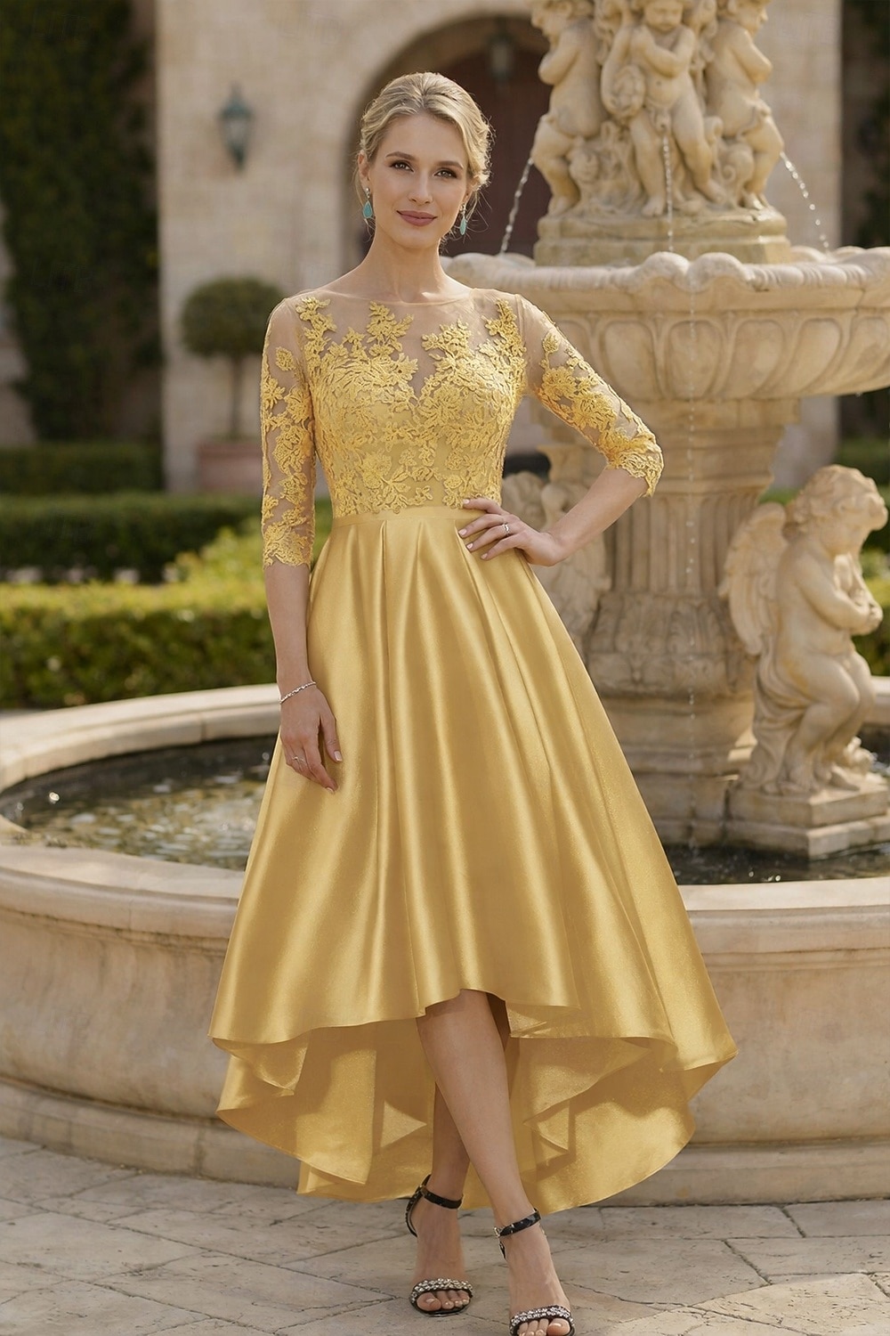 A-linja Epäsymmetrinen Polven yli Juhlamekko Coctail-asu Häävieraspuku Morsiammen äidin asu 3/4 hiha Kauha Tyylikäs Lyhyt ja matala Häävieras Syntymäpäivä Satiini Pitsi kanssa Laskokset Applikaatiot 2026 - $164.99 –P9